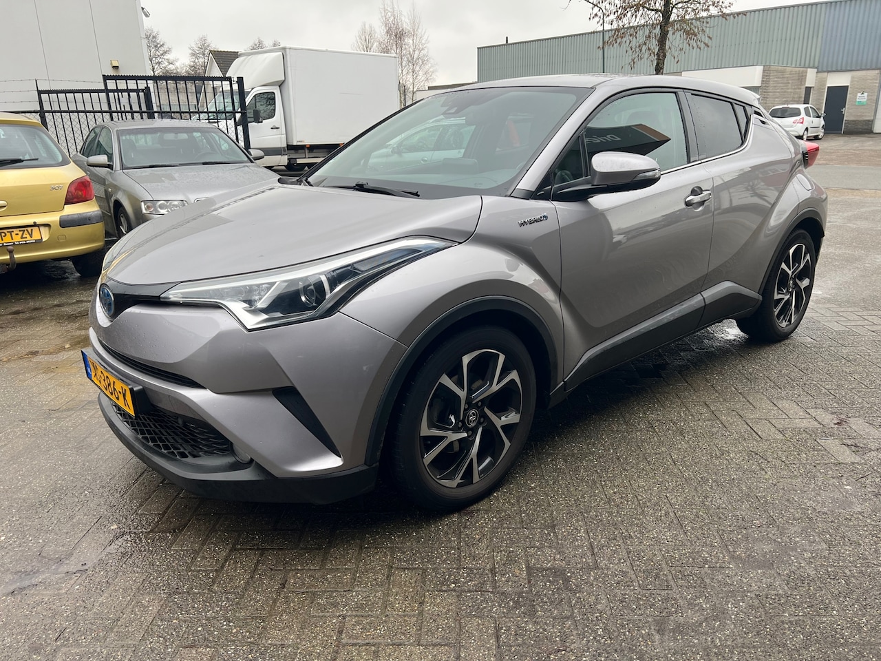 Toyota C-HR - 1.8 Hybrid Dynamic 1.8 Hybrid Dynamic - AutoWereld.nl