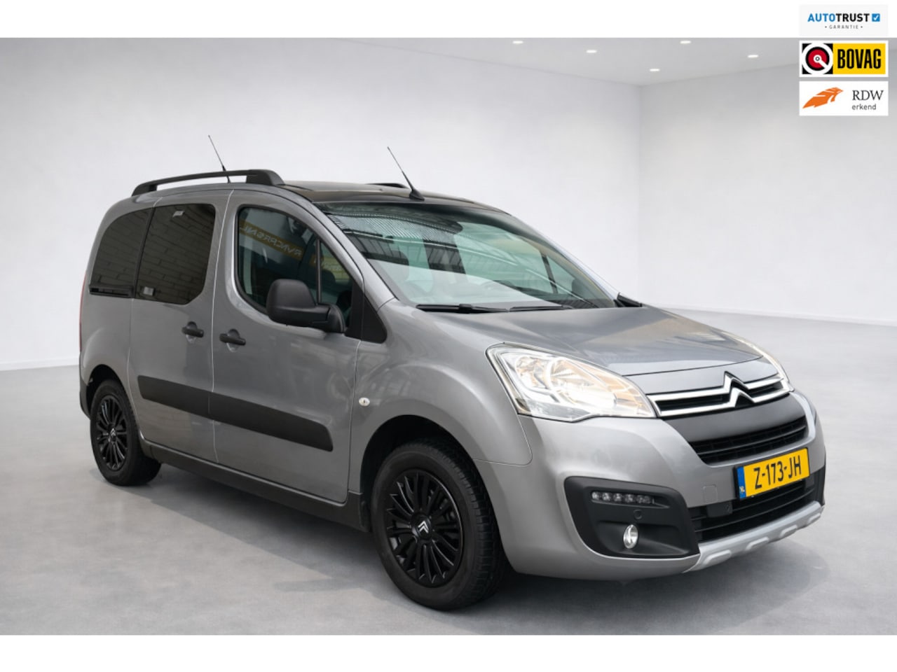 Citroën Berlingo - 1.2 PureTech XTR 1.2 PureTech XTR, Zeer mooi, Apk, Navigatie, Camera, Pdc, 2x schuifdeur, Modutop dak, Inru - AutoWereld.nl