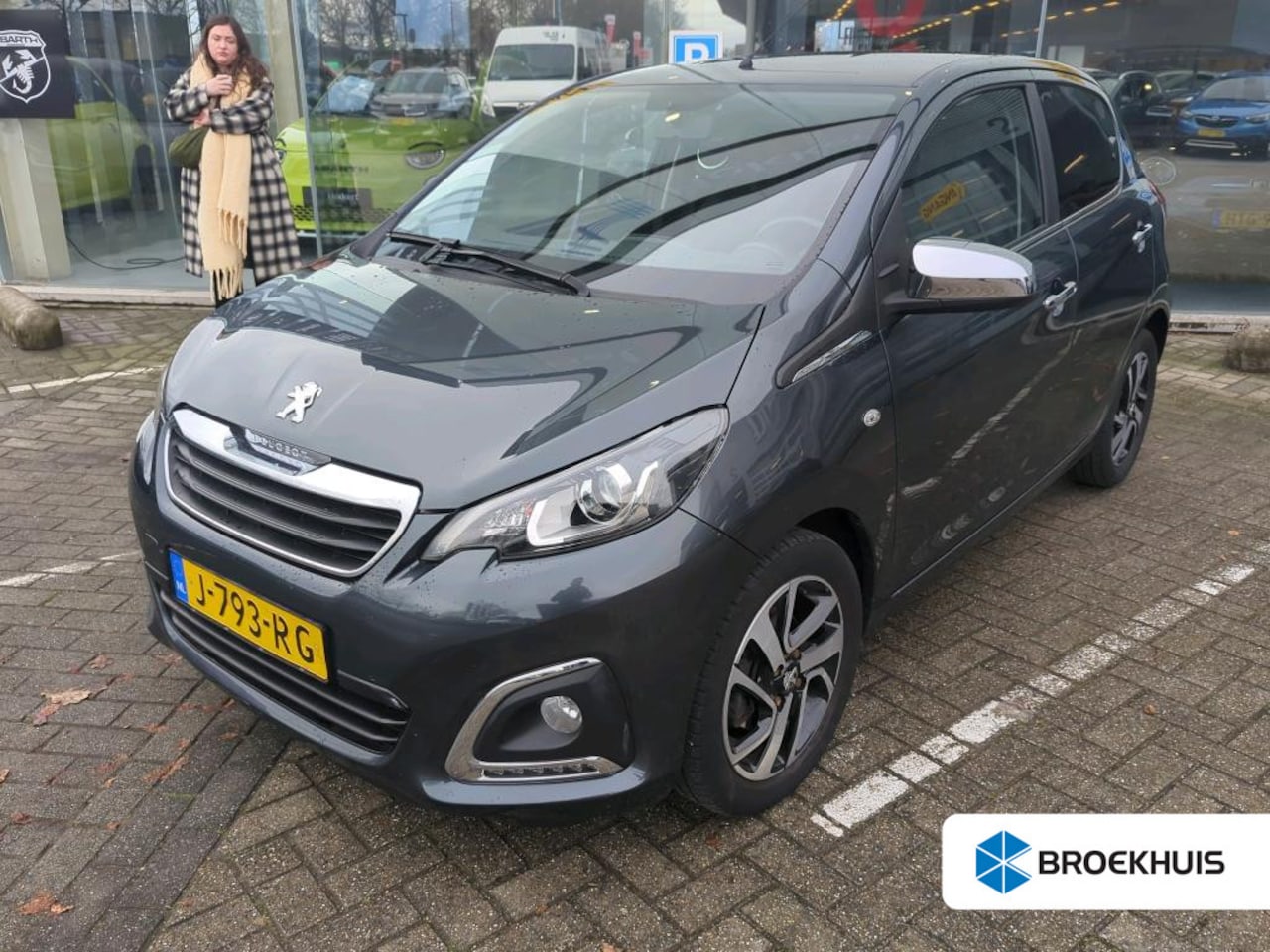 Peugeot 108 - 1.0 e-VTi Allure | Navi by app | Camera | Climate control | Apple carplay | Lichtmetaal | - AutoWereld.nl