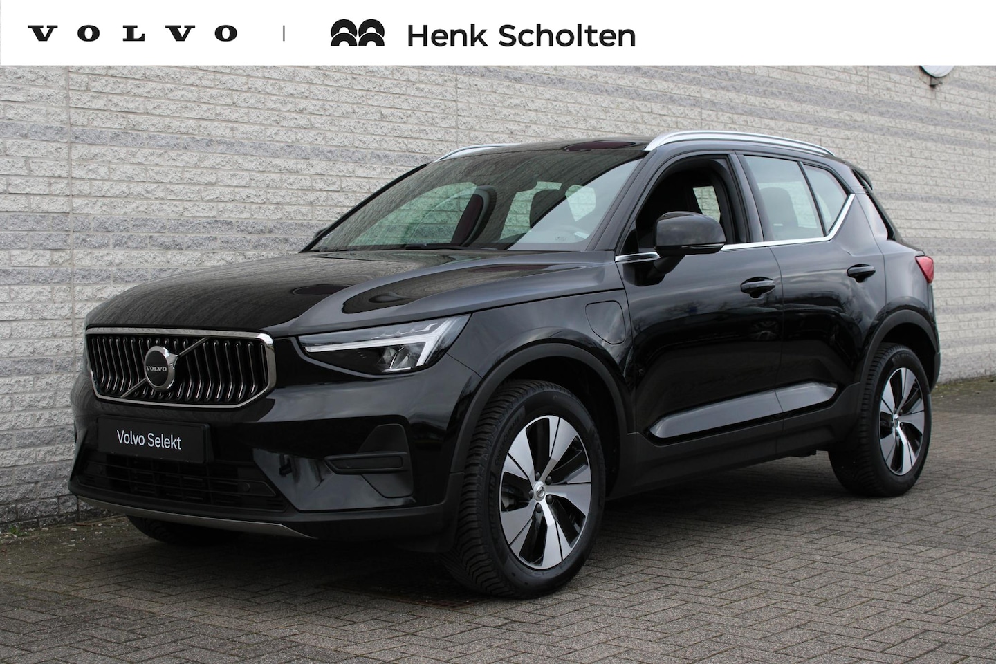 Volvo XC40 - 1.5 T4 Recharge Inscription | Dealeronderhouden | Elektrisch bedienbare achterklep | 18" L - AutoWereld.nl