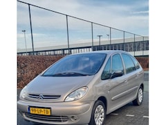 Citroën Xsara Picasso - 1.8i-16V Exclusive