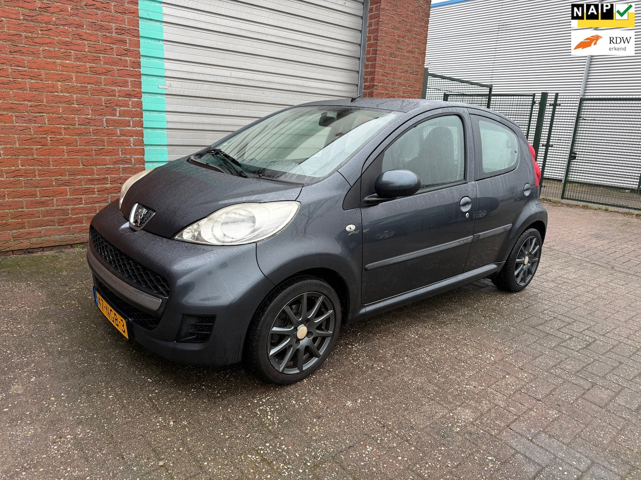 Peugeot 107 - 1.0-12V Urban Move 5-Drs Airco! bj:2010 NAP! - AutoWereld.nl