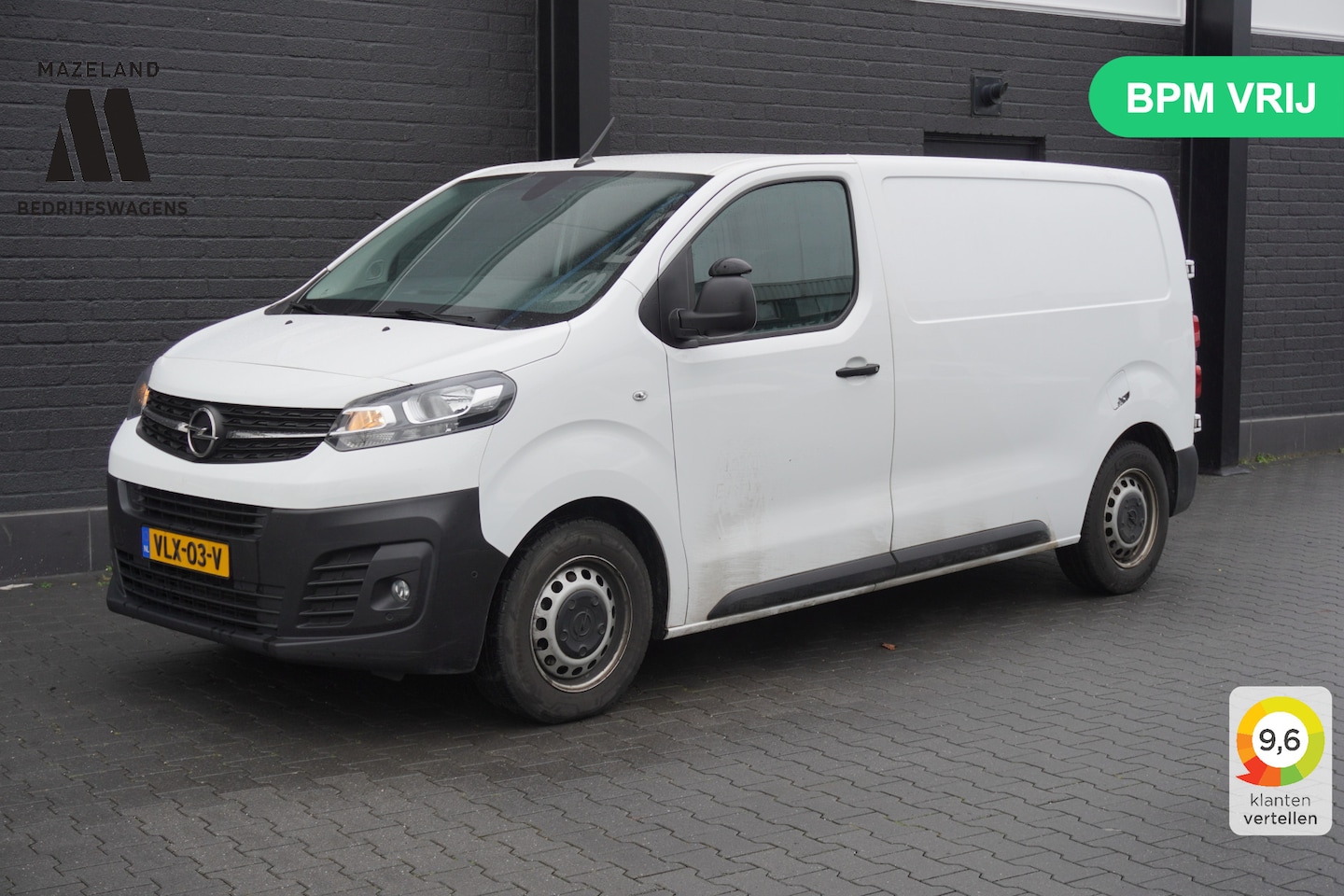 Opel Vivaro - 2.0 CDTI 122PK L2 Automaat EURO 6 - Airco - Navi - Cruise - € 12.950,- Excl. - AutoWereld.nl