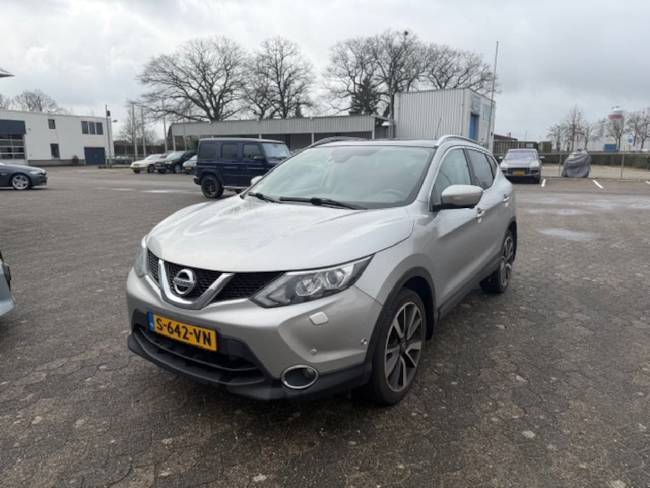 Nissan Qashqai - 1.2 Premier Edition / Nieuwe APK / Garantie - AutoWereld.nl