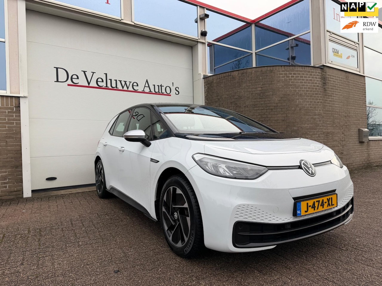 Volkswagen ID.3 - First 58kWh|Trekhaak|Carplay|Stoelverwarming - AutoWereld.nl