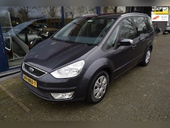 Ford Galaxy - 2.0-16V Trend 7 persoons