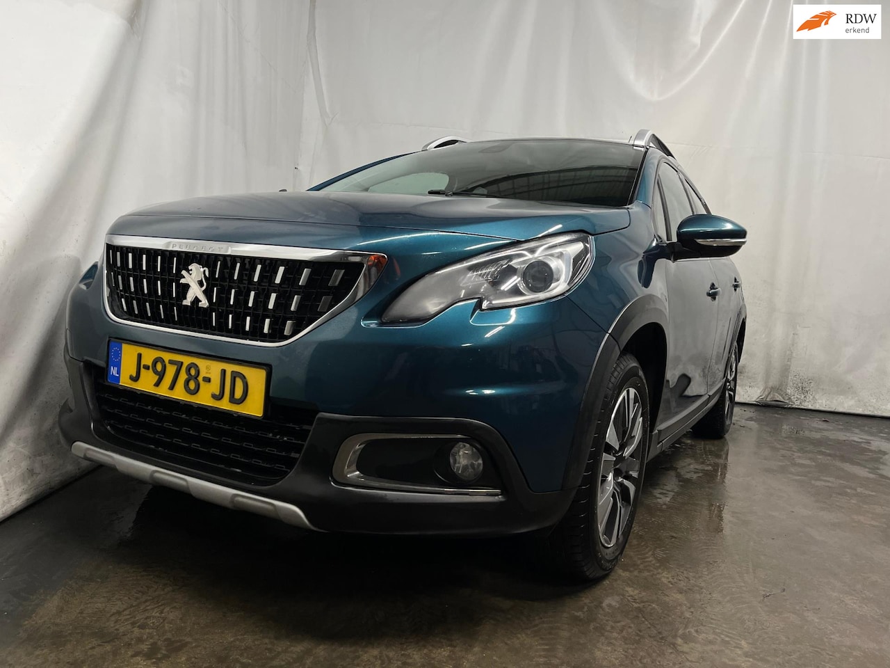 Peugeot 2008 - 1.2 PureTech GT-line - Linker Zijschade - Airbags Defect - AutoWereld.nl