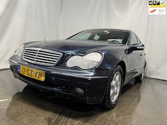 Mercedes-Benz C-klasse - 200 K. Elegance - Schade