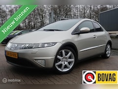 Honda Civic - 1.8 Executive AUTOMAAT, TREKHAAK, PANODAK