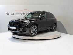 BMW X5 - 45e Hybrid 394 PK HIGH Executive, M-sportpakket, Panodak, 21 Inch, El.trekhaak, Camera, BT