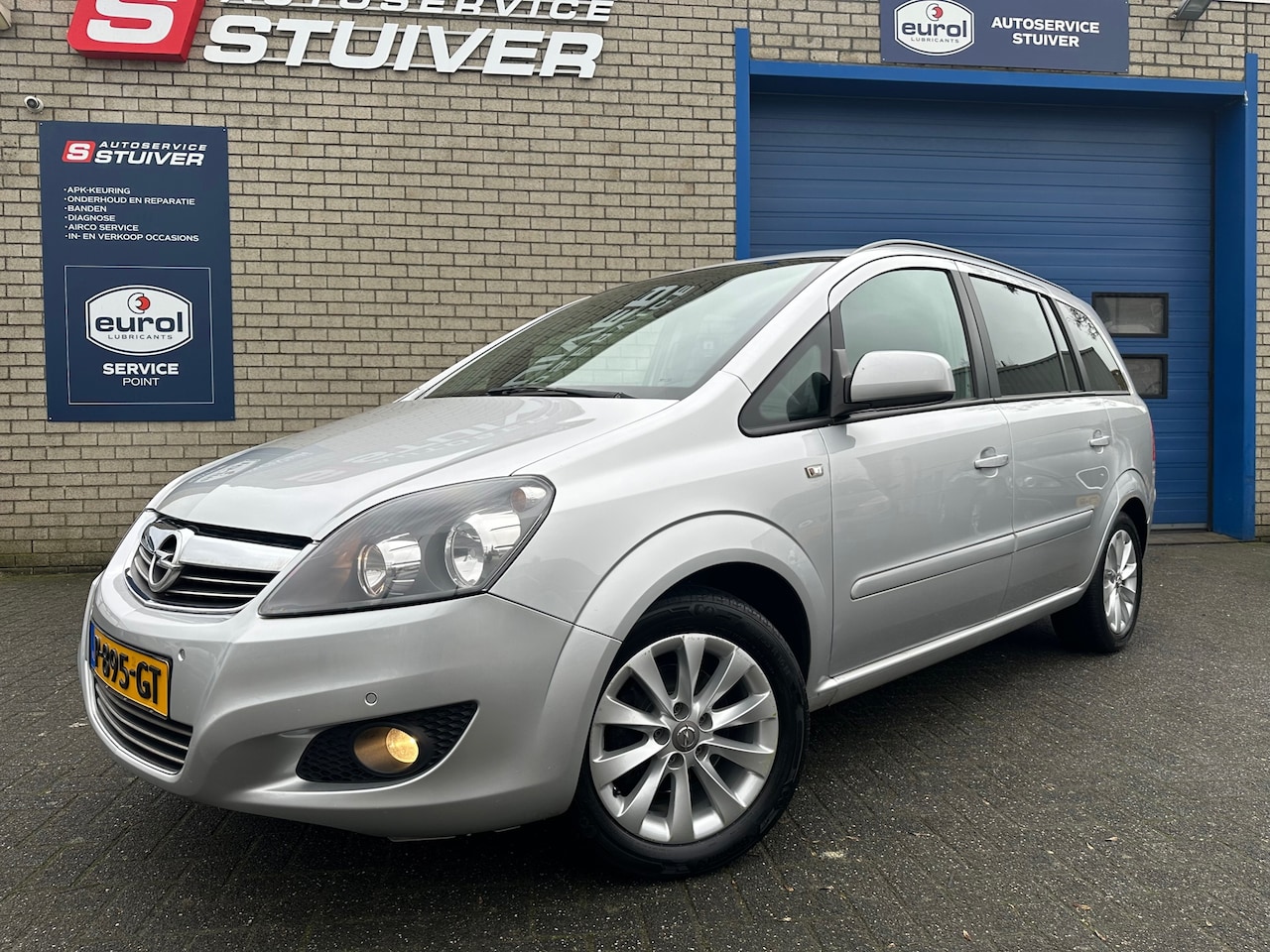 Opel Zafira - 1.8 111 years Edition 7 PERSOONS - AutoWereld.nl