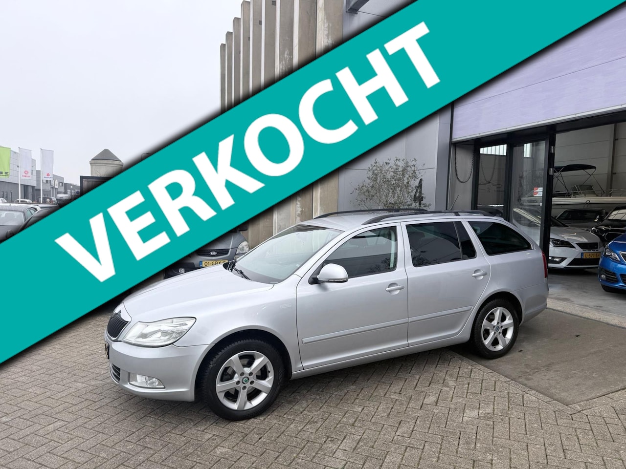 Skoda Octavia Combi - 1.2 TSI Elegance ZEER NETTE AUTO! INRUIL MOGELIJK! - AutoWereld.nl