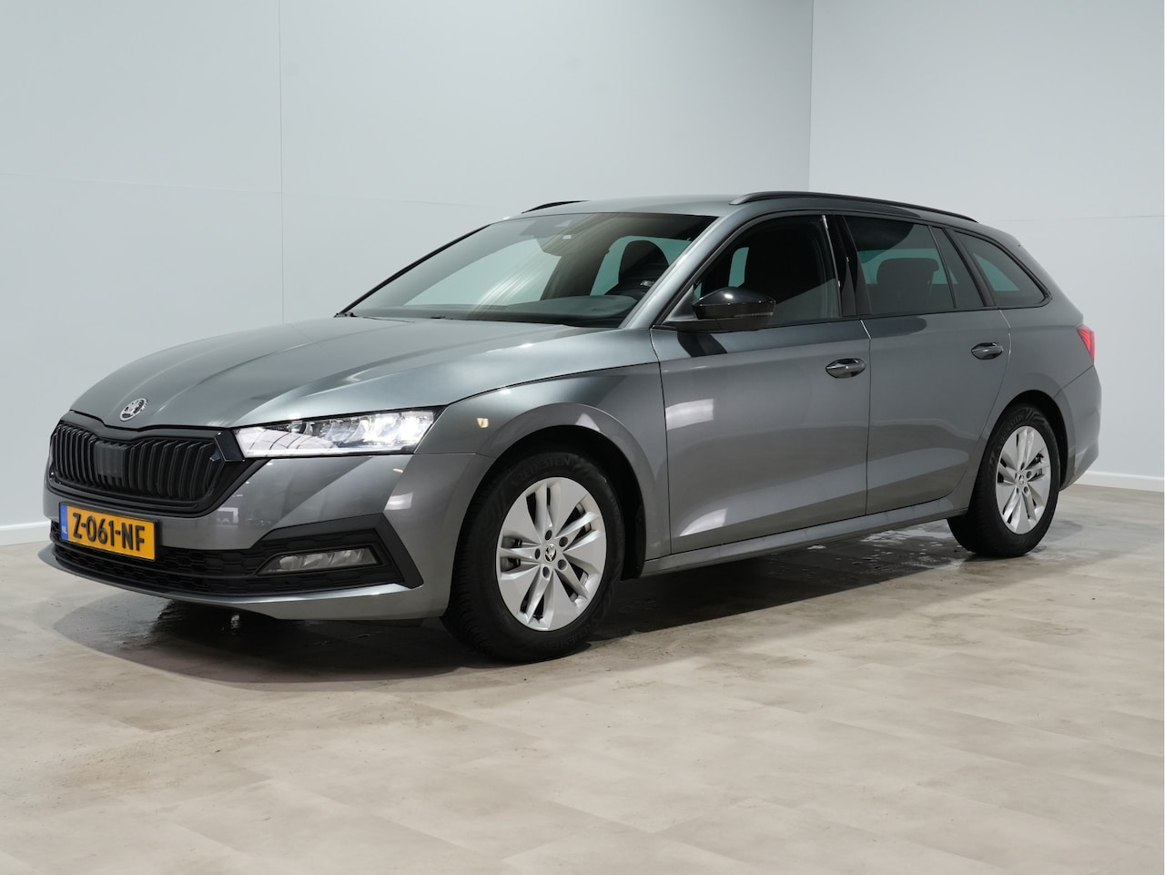 Skoda Octavia Combi - 1.0 e-TSI 110pk DSG sport business Navigatie Pdc Clima Privacy glass ps - AutoWereld.nl