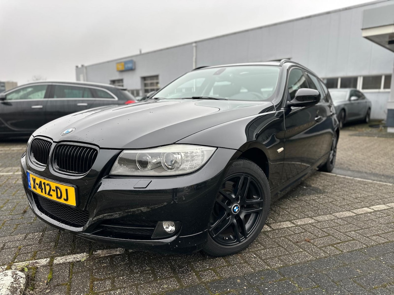 BMW 3-serie Touring - 318i Business Line | Automaat | Panorama | Stoelverwarming | Cruise | Navi | Climate | LMV - AutoWereld.nl