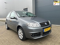 Fiat Punto - 1.4i 16V Young AIRCO CRUISE C. NAP
