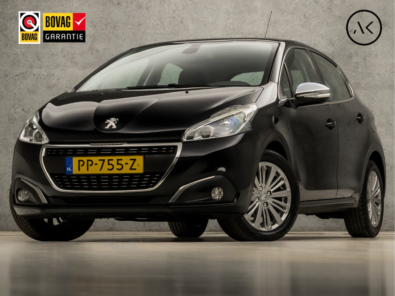 Peugeot 208 - 1.2 PureTech Sport (APPLE CARPLAY, NAVIGATIE, CLIMATE, PARKEERSENSOREN, SPORTSTOELEN, LM V - AutoWereld.nl