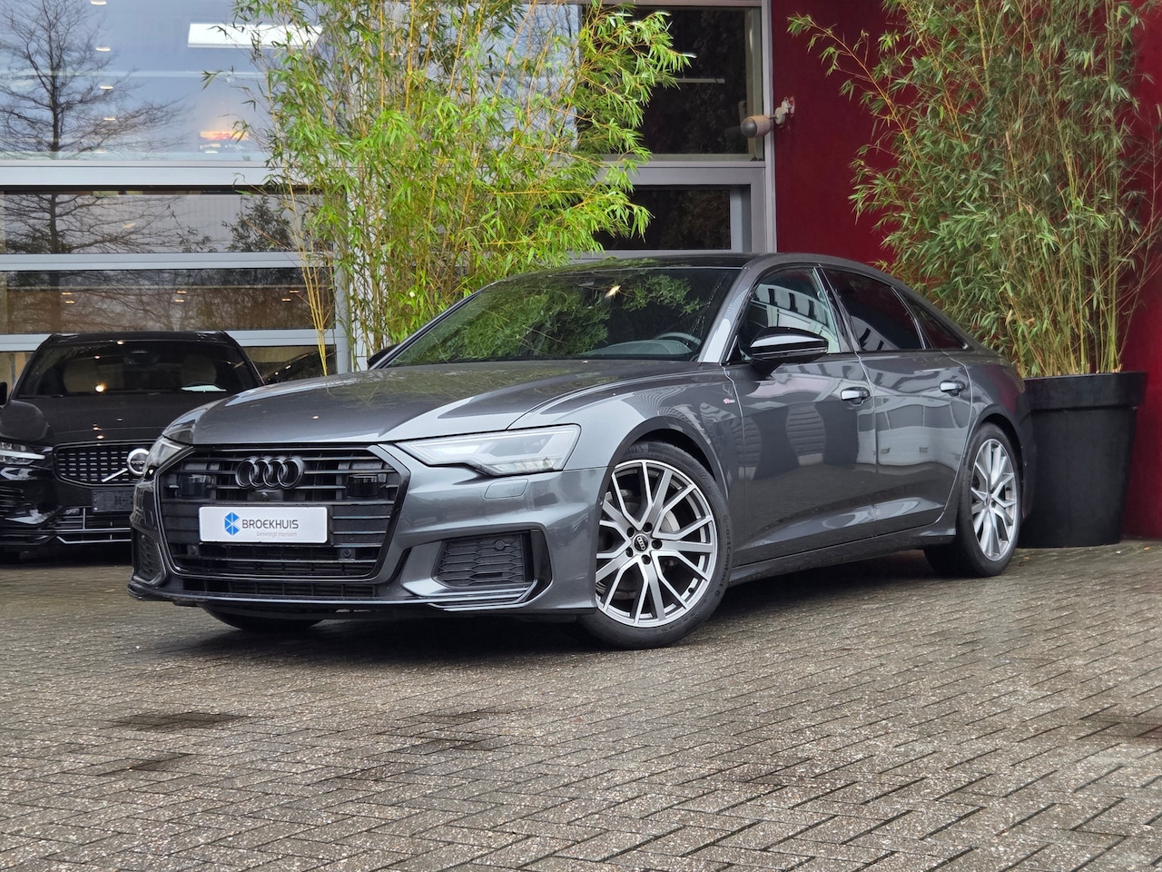 Audi A6 Limousine - 40 TFSI S edition Competition | Soft-close | B&O audio | Panoramadak | 360 Camera | Memory - AutoWereld.nl