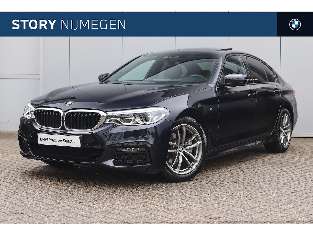 BMW 5-serie - 520i High Executive M Sport Automaat / Schuif-kanteldak / Achteruitrijcamera / Adaptieve L - AutoWereld.nl