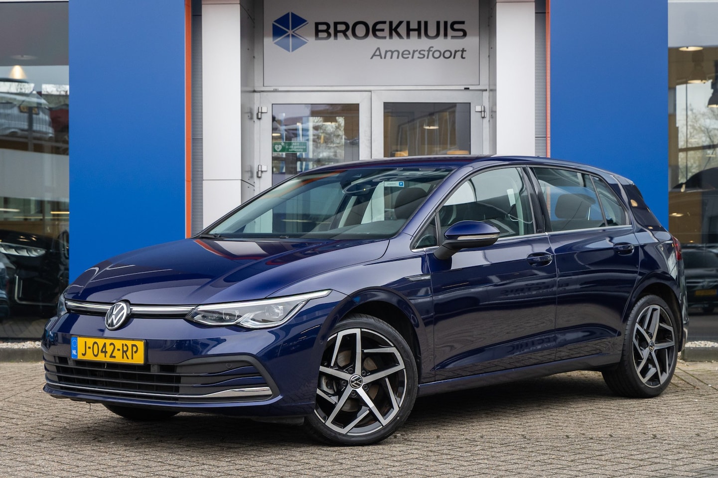 Volkswagen Golf - 1.5 eTSI Style | Massage | Stuur+stoel verwarming | Adap cruise | Camera | Apple Carplay/A - AutoWereld.nl