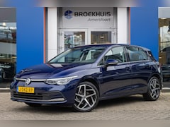 Volkswagen Golf - 1.5 eTSI Style | Massage | Stuur+stoel verwarming | Adap cruise | Camera | Apple Carplay/A