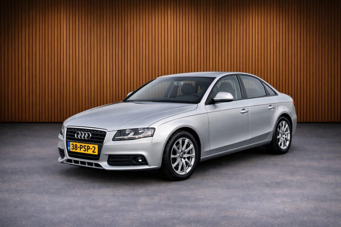 Audi A4 Limousine - 1.8 TFSI - AutoWereld.nl