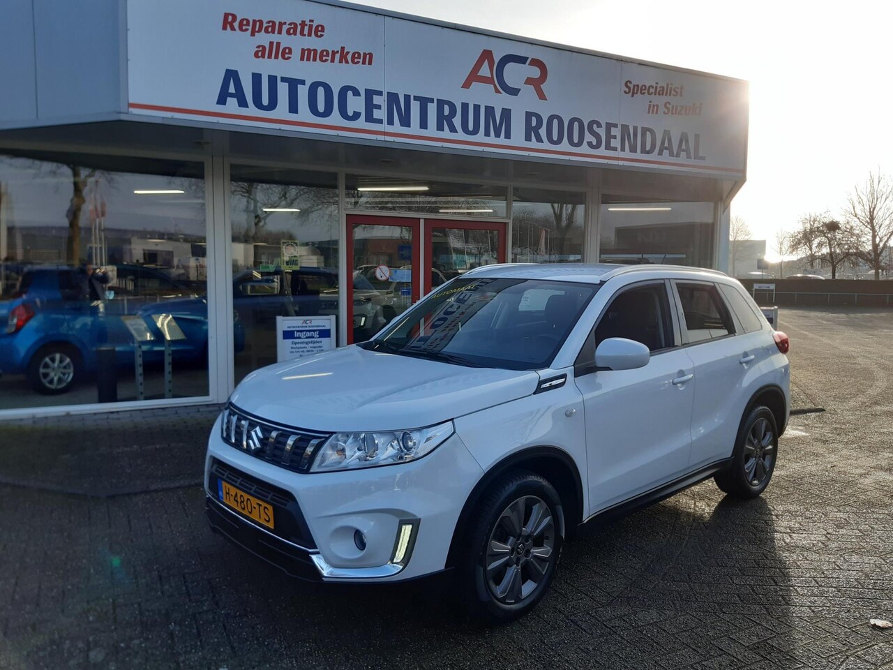 Suzuki Vitara - 1.0 Boosterjet Select automaat 1E Eigenaar - AutoWereld.nl