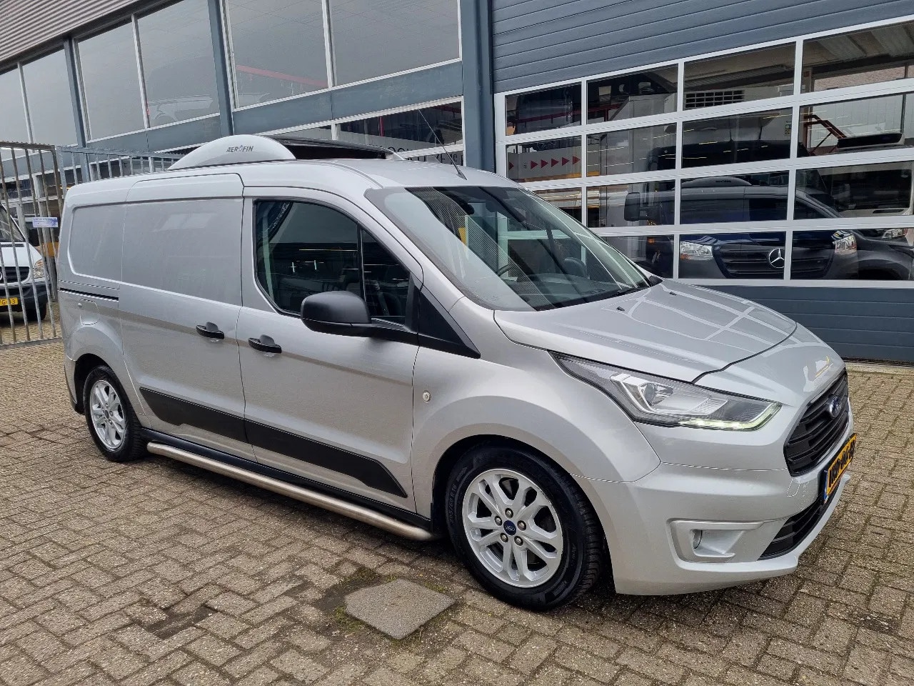 Ford Transit Connect - Koelwagen L2 1.5 TDCI Automaat XARIOS 200 ST 230V Euro 6 - AutoWereld.nl