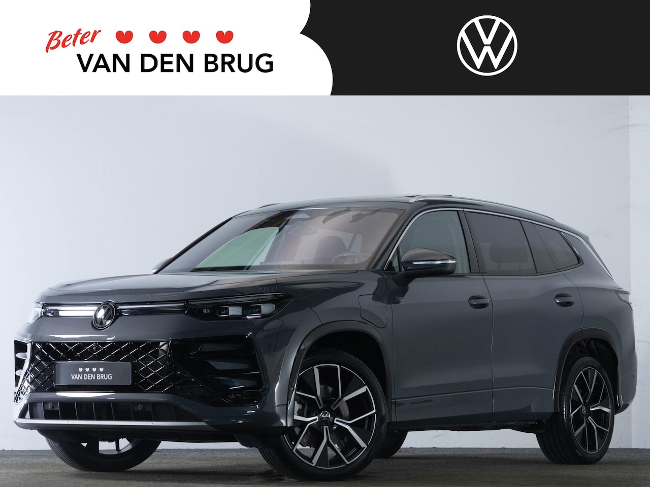 Volkswagen Tayron - R-Line 1.5 eHybrid 204 PK | LED Matrix IQ | Panoramadak | 360 Camera | Keyless | Head-Up | - AutoWereld.nl