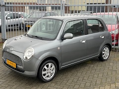 Daihatsu Trevis - 1.0 5 deurs KMST NAP Airco l Elek pakket l LMV l Centraal l Parrot TOPSTAAT l 2 SLEUTELS l