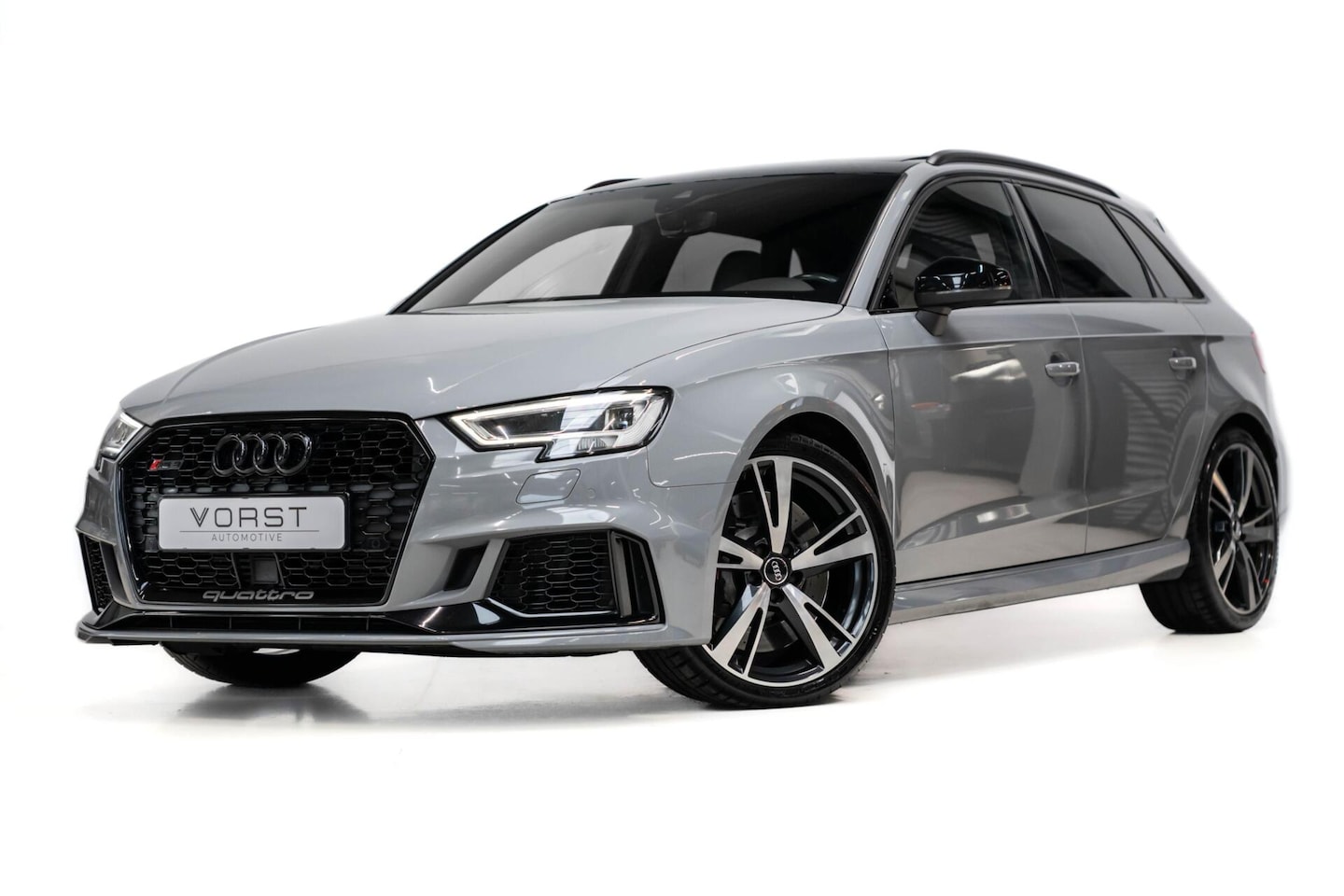 Audi RS3 - 2.5 TFSI quattro B&O Keyless Pano DAZA APR MILLTEK - AutoWereld.nl