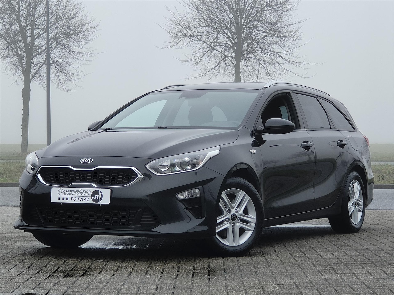 Kia Cee'd Sportswagon - Ceed 1.0 T-GDi DynamicLine | Carplay | Cruise | Lane Assist | Camera - AutoWereld.nl