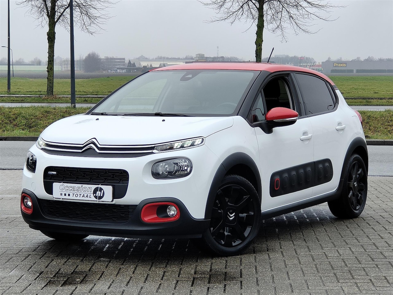 Citroën C3 - 1.2 PureTech S&S Shine | Trekhaak | Carplay | Navi | Camera | Cruise - AutoWereld.nl