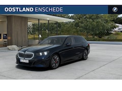 BMW 5-serie Touring - 530e M Sport Automaat / Trekhaak / Parking Assistant Professional / Stoelventilatie / Comf