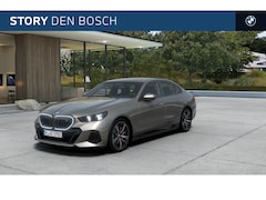 BMW i5 - eDrive40 High Executive M Sport / Adaptieve LED / Parking Assistant Plus / M Sportonderste