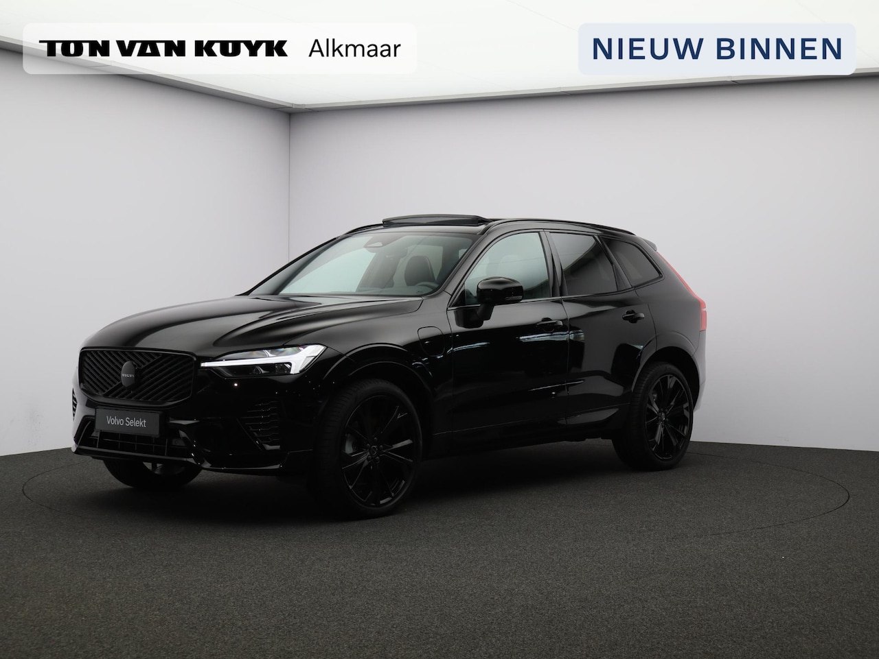 Volvo XC60 - 2.0 T8 Plug-in hybrid AWD Plus Black Edition 2.0 T8 Plug-in hybrid AWD Plus Black Edition - AutoWereld.nl