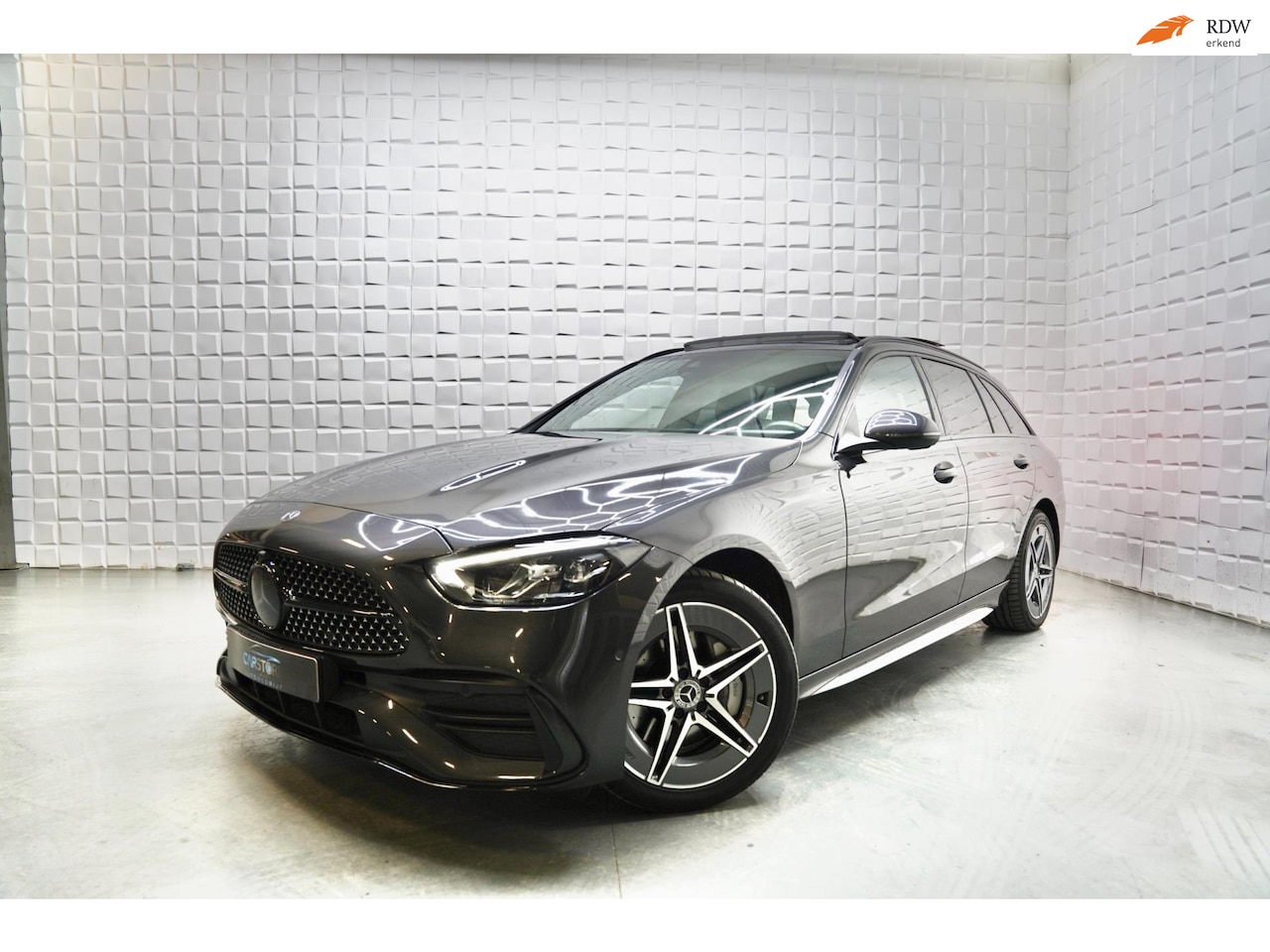 Mercedes-Benz C-klasse Estate - 300 e AMG NIGHT CAMERA PANO - AutoWereld.nl