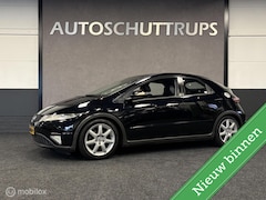 Honda Civic - 1.8 Sport Silverstone 5 DEURS / AIRCO / CRUISE / APK:27-10-2026