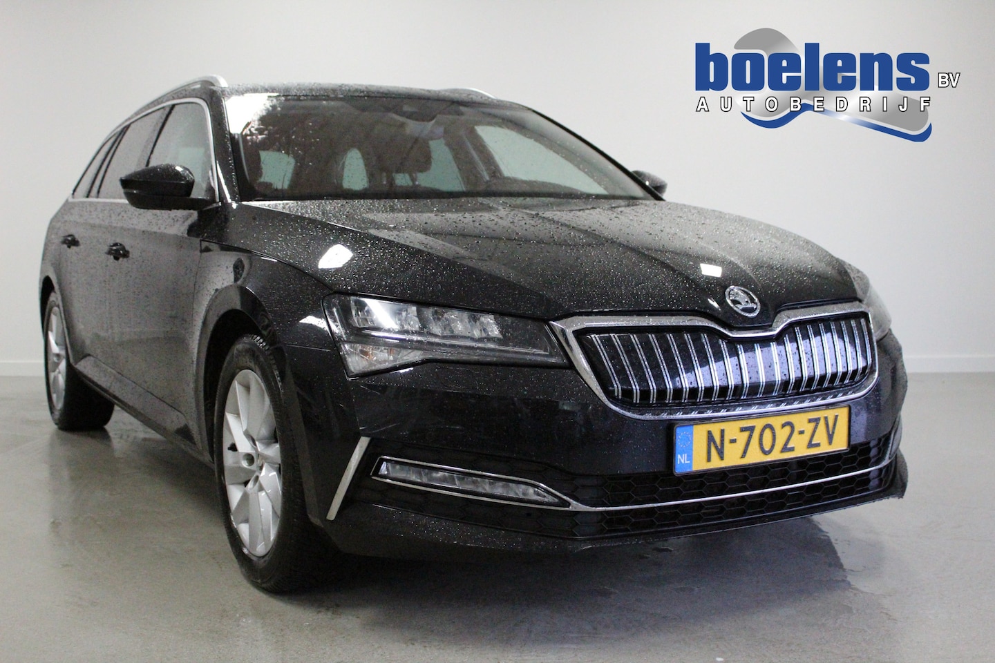 Skoda Superb Combi - 1.4 TSI iV Business Edition Plus 1.4 TSI iV Business Edition Plus - AutoWereld.nl