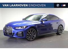 BMW i4 - eDrive35 M Gran Coupé Sport / Achteruitrijcamera / Active Cruise Control / Live Cockpit Pl