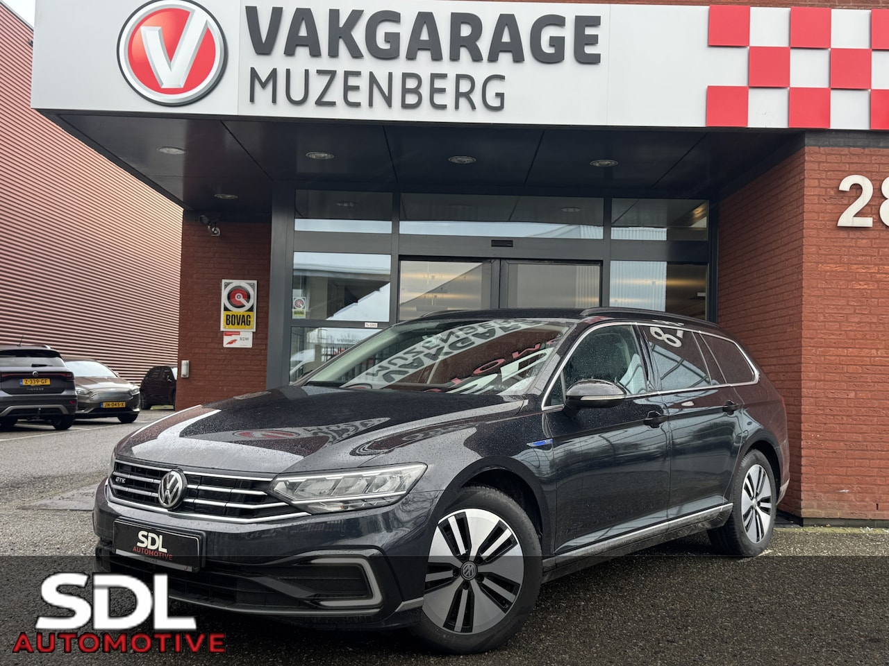 Volkswagen Passat Variant - 1.4 TSI PHEV GTE Business // DEALER ONDERHOUDEN // ERGO COMFORT // TREKHAAK // NAVI // CAM - AutoWereld.nl