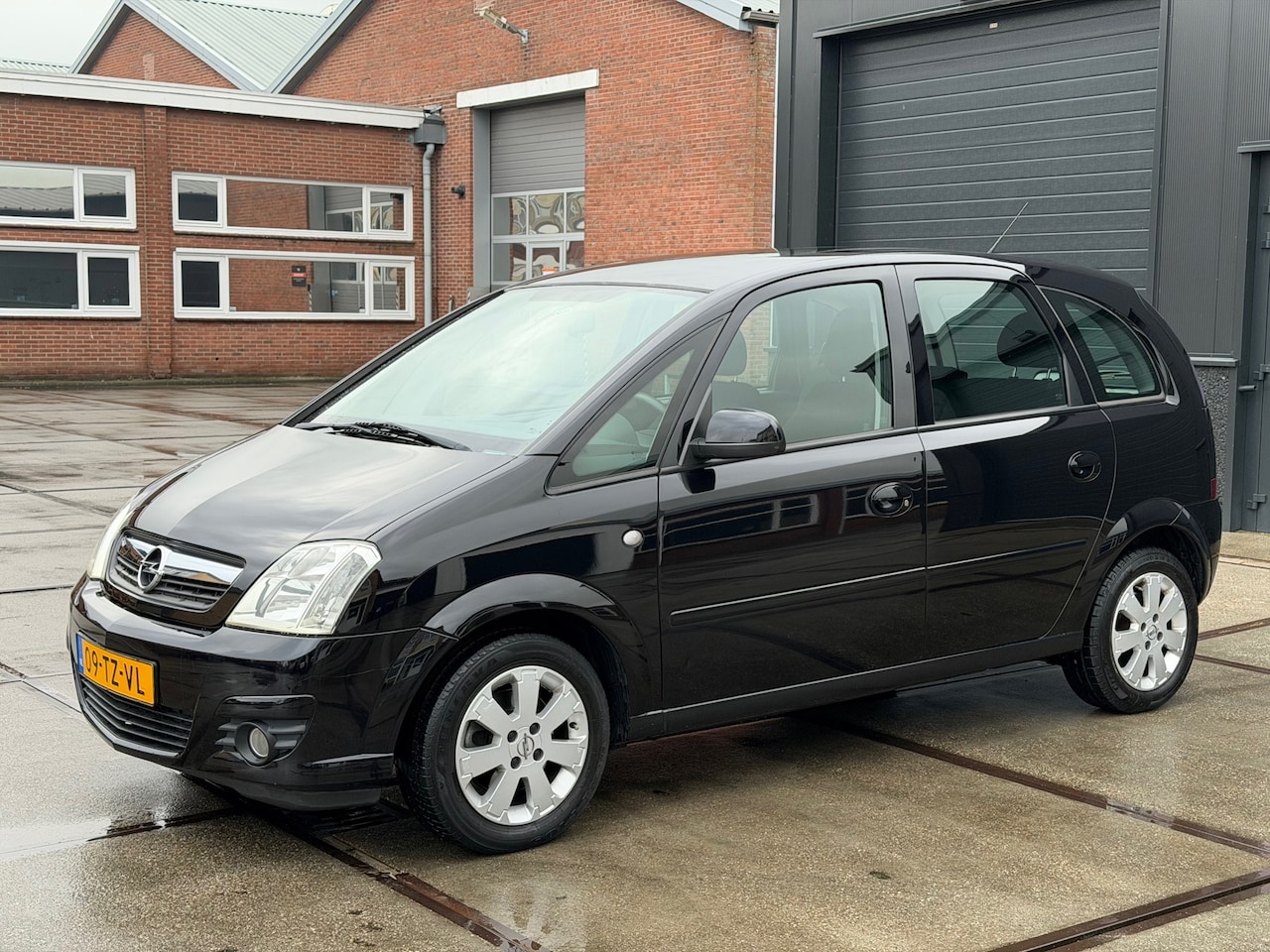 Opel Meriva - 1.6-16V Temptation 5-deurs Clima Elekt pakket 15'' NAP - AutoWereld.nl