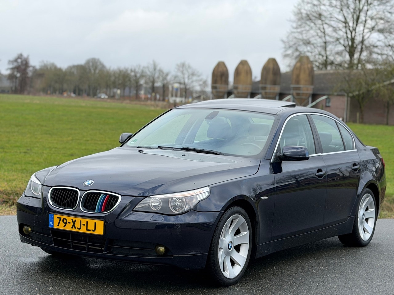 BMW 5-serie - 523i High Executive | Netjes | Nap | Leer - AutoWereld.nl