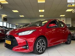 Toyota Yaris - 1.5 Hybrid Dynamic/Camera/NAP/Automaat/Adaptive cruise control/LED/2e Eigenaar