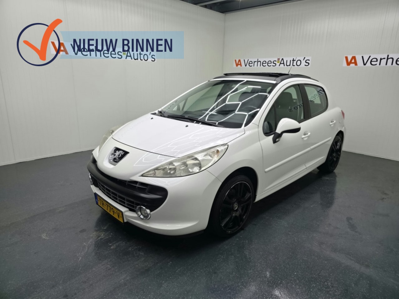 Peugeot 207 - 1.6 VTi Première 1.6 VTi Première - AutoWereld.nl