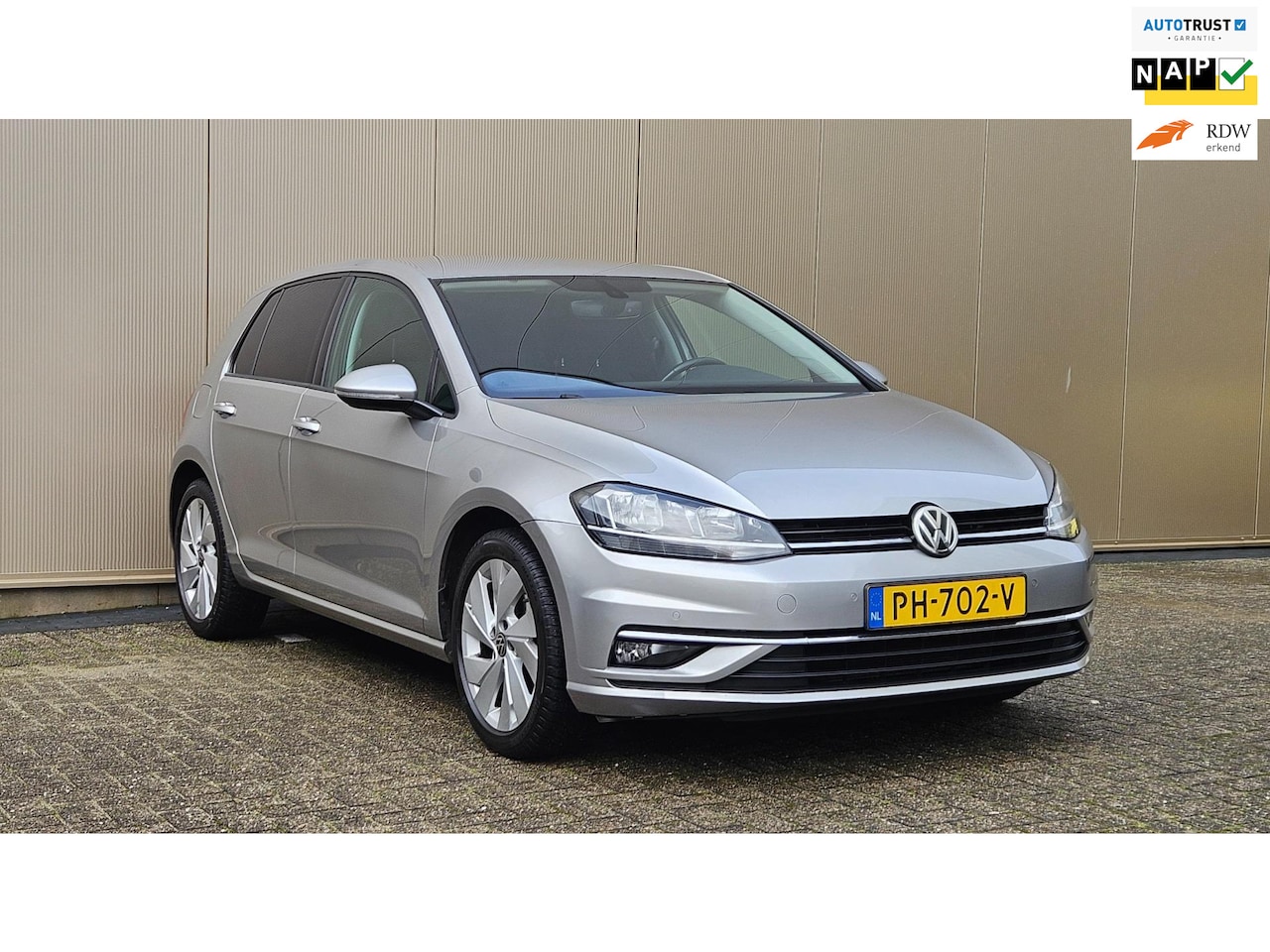 Volkswagen Golf - 1.0 TSI Comfortline 1.0 TSI Comfortline - AutoWereld.nl