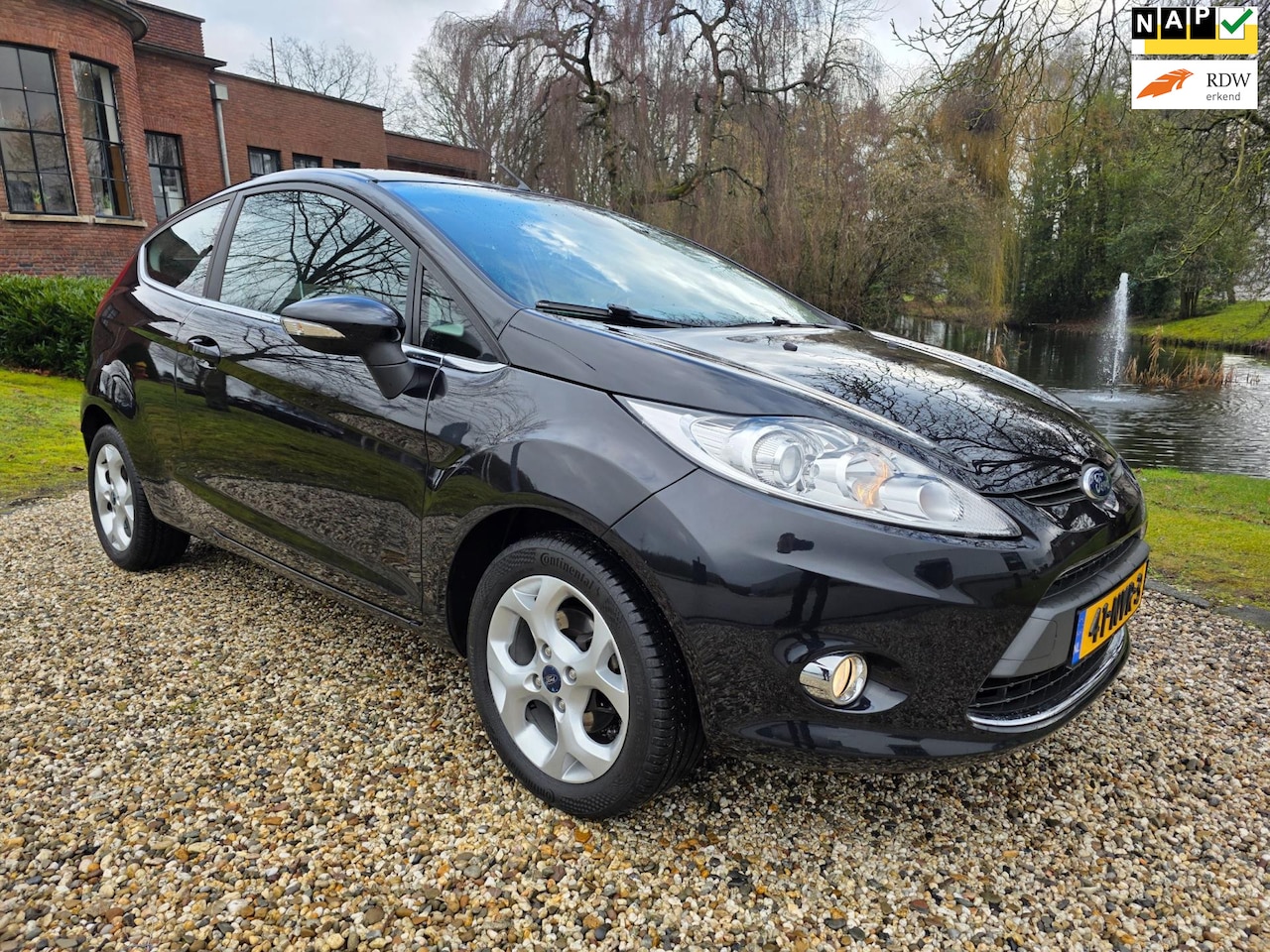 Ford Fiesta - 1.4 Titanium AIRCO/cruise *apk:02-2027* - AutoWereld.nl