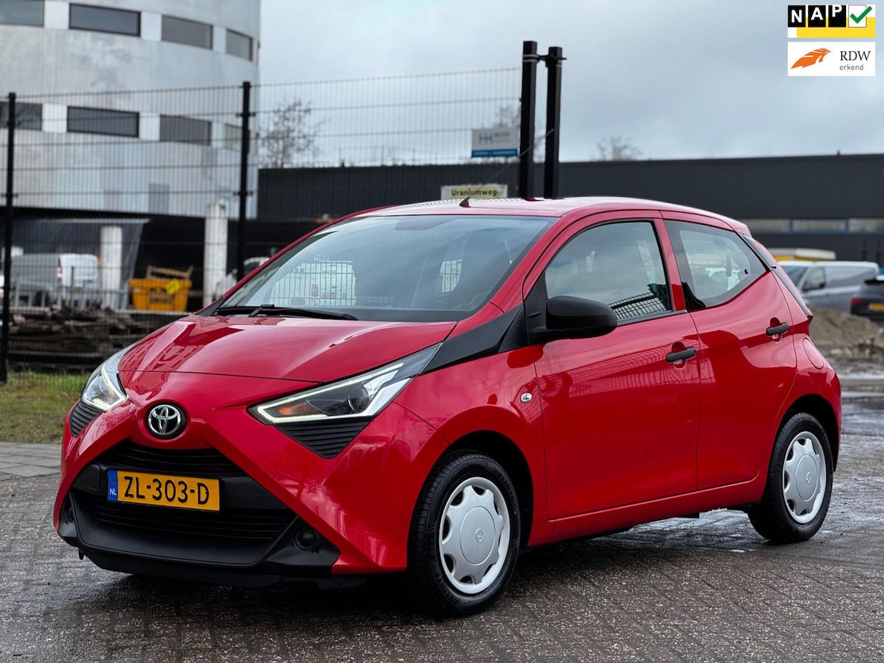 Toyota Aygo - 1.0 VVT-i x|BJ2019|AIRCO|CRUISE|LED|NAP|ORIGINEEL NL|ZEER NETJES - AutoWereld.nl