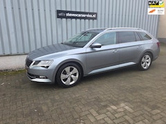 Skoda Superb Combi - 1.4 TSI Ambition Business bomvolle auto leer panoramadak etc