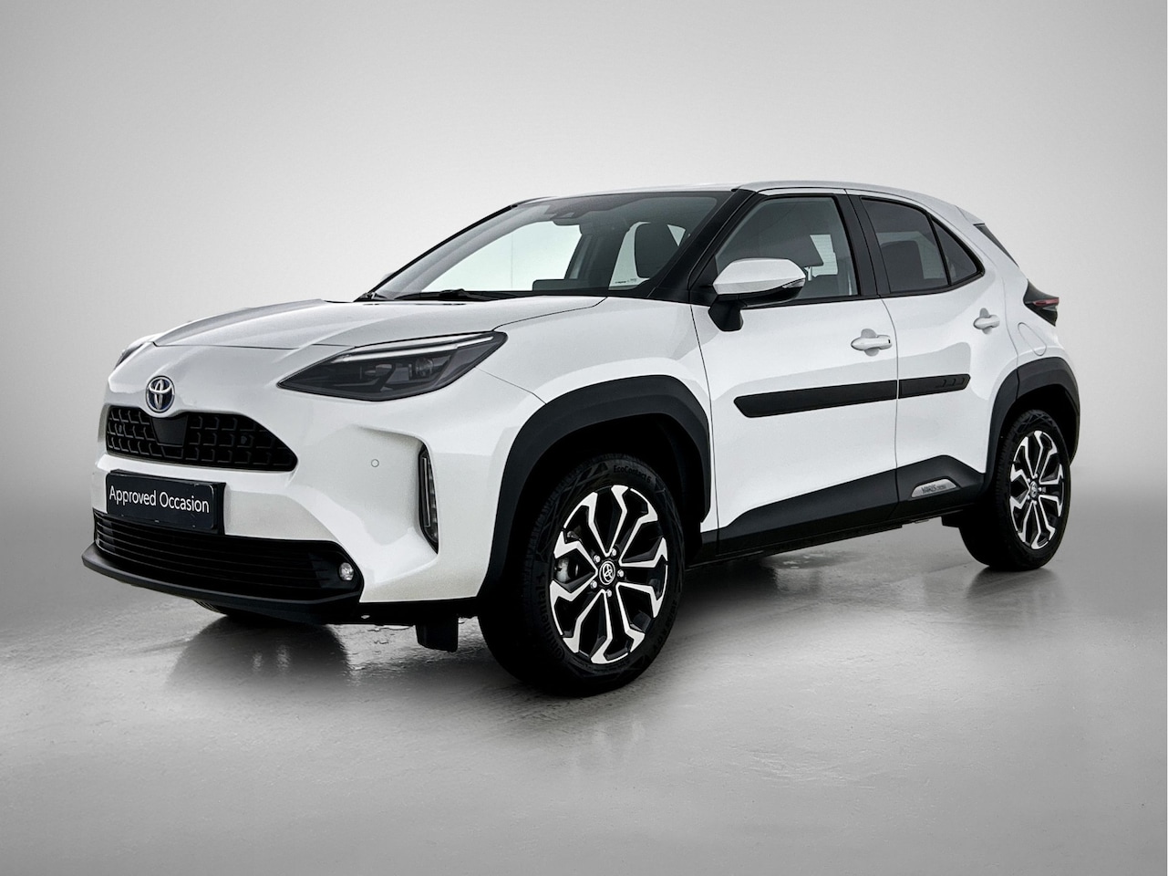 Toyota Yaris Cross - 1.5 Hybrid Executive | Stoelverwarming | 4X4 | - AutoWereld.nl