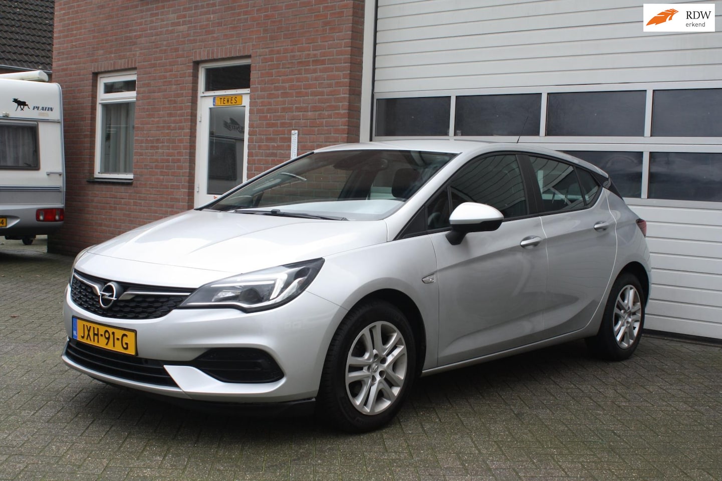 Opel Astra - 1.2 Business Edition Garantie, 5 Deurs, Nederlandse Auto, Airco, Elektrische Ramen, Aple C - AutoWereld.nl